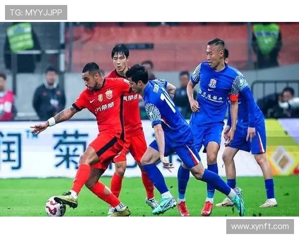 2015年中超联赛精彩对决申花与申鑫的巅峰对决回顾与分析